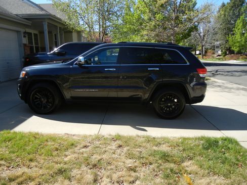 Used 2015 Jeep Grand Cherokee Limited w/ Trailer Tow Group IV image 5