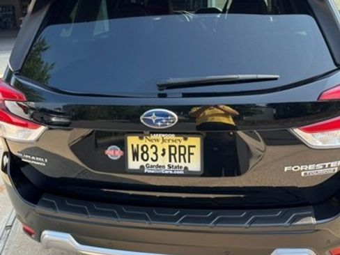 Used 2022 Subaru Forester Touring w/ Popular Package #2 AWD/4WD image 8