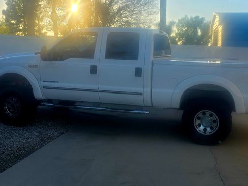 Used 2000 Ford F250 4x4 Crew Cab Super Duty image 1