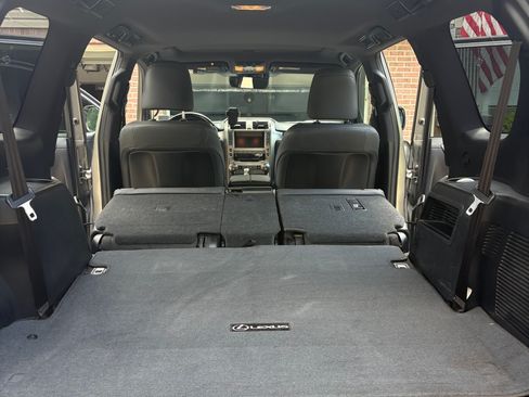 Used 2021 Lexus GX 460 Premium w/ Premium Package AWD/4WD image 16