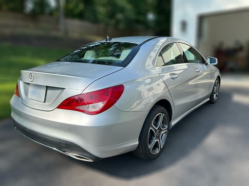 Used 2018 Mercedes-Benz CLA 250 image 12
