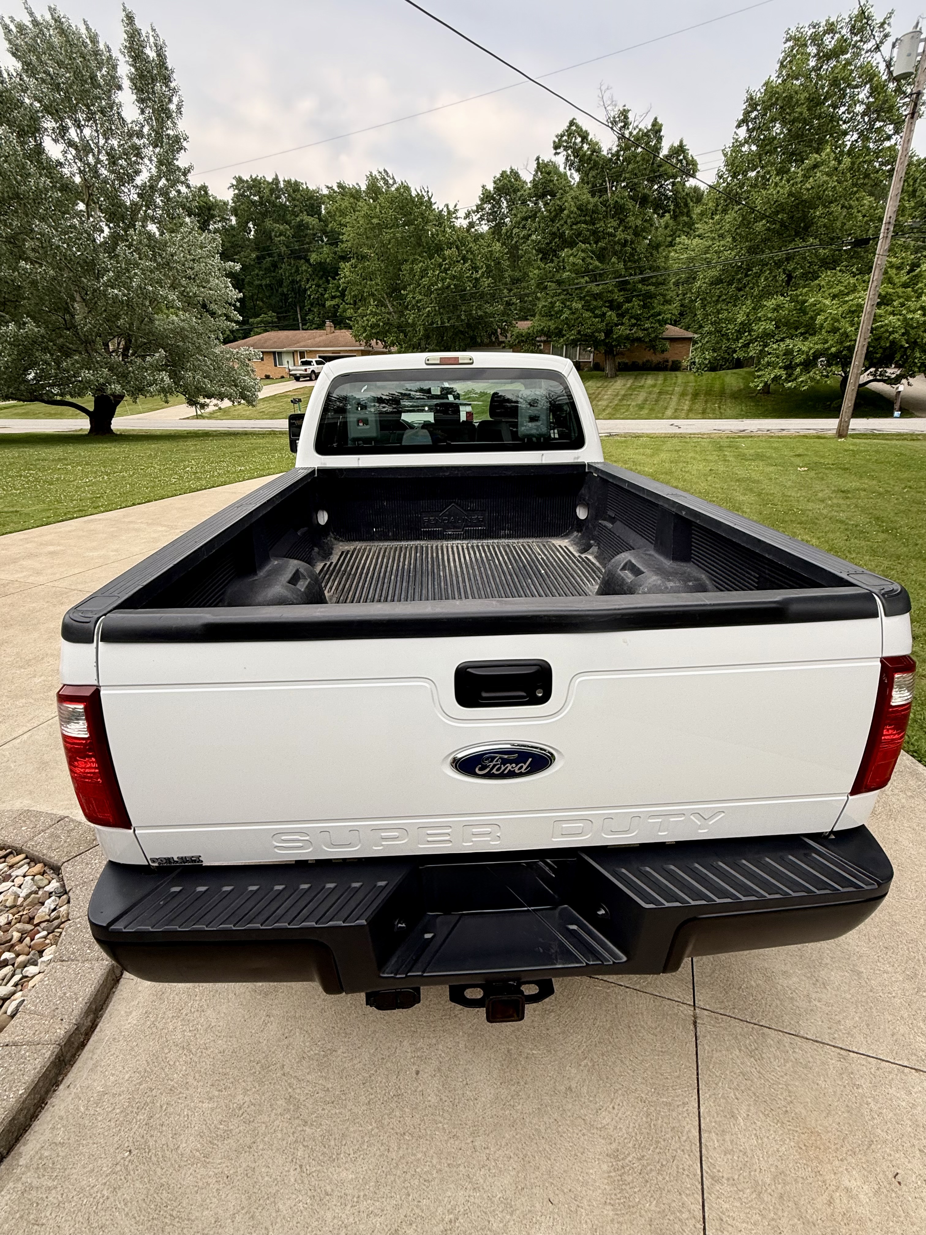 Used 2015 Ford F250 XL w/ FX4 Off-Road Package AWD/4WD image 4