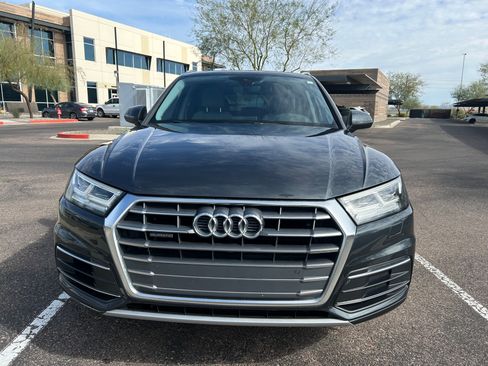 Used 2018 Audi Q5 2.0T Premium Plus w/ Premium Plus Package image 2