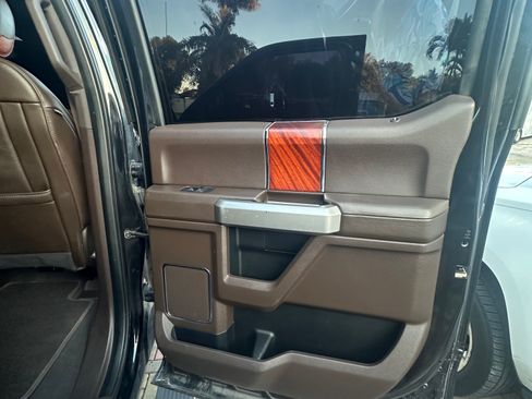 Used 2020 Ford F350 King Ranch w/ King Ranch Ultimate Package image 18