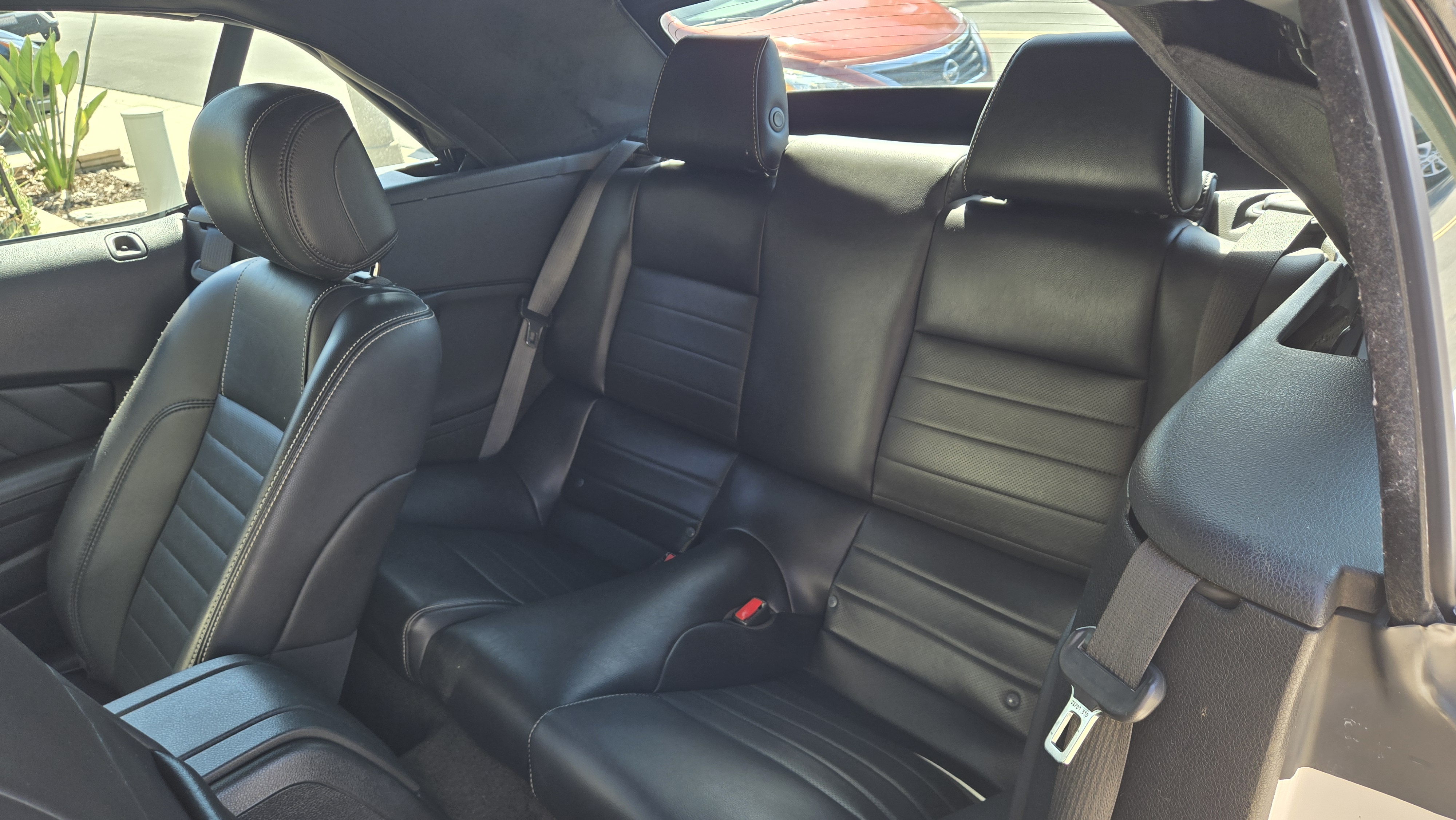Used 2013 Ford Mustang Premium RWD image 23
