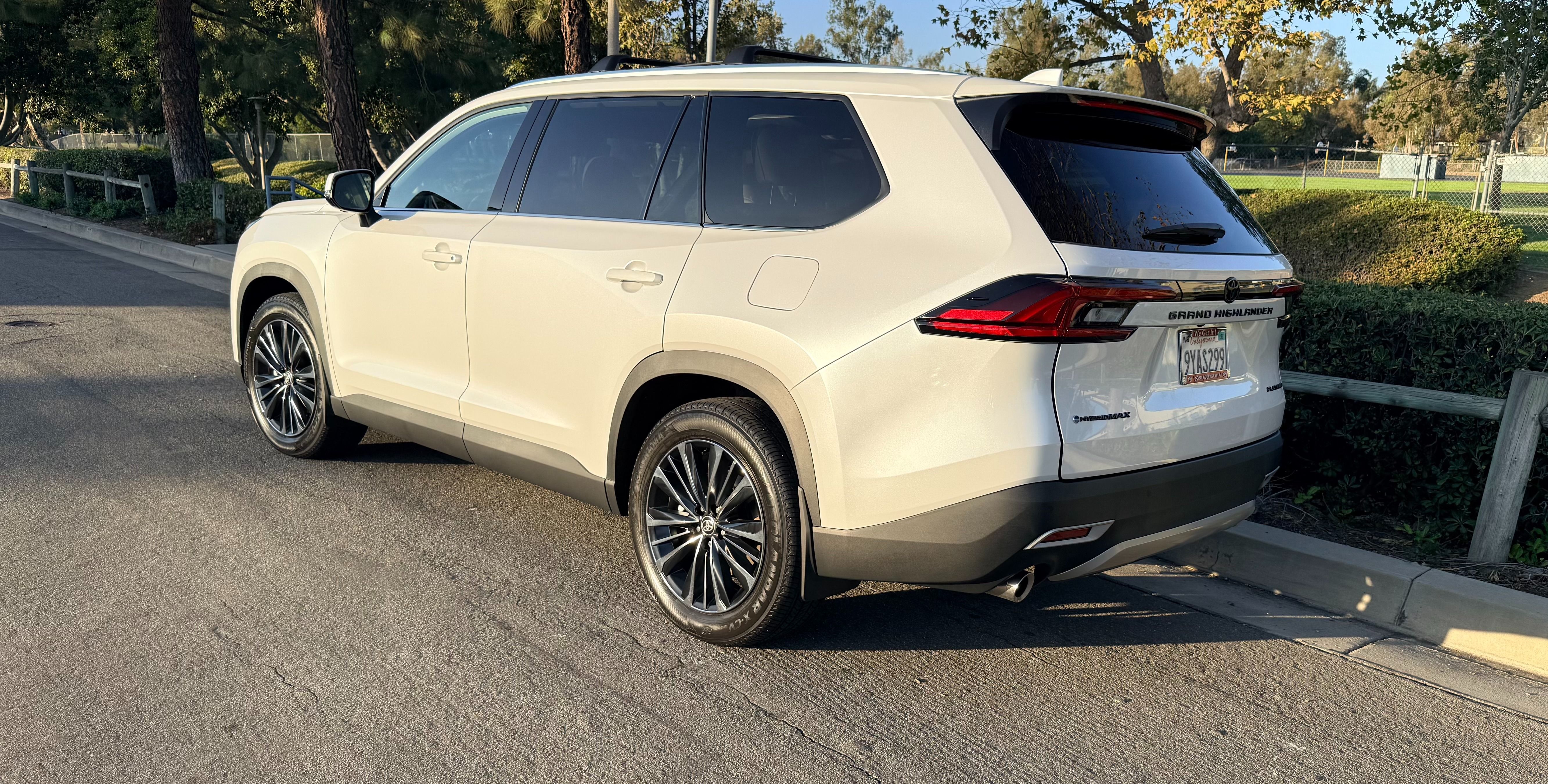 Used 2026 Toyota Grand Highlander AWD Hybrid image 6