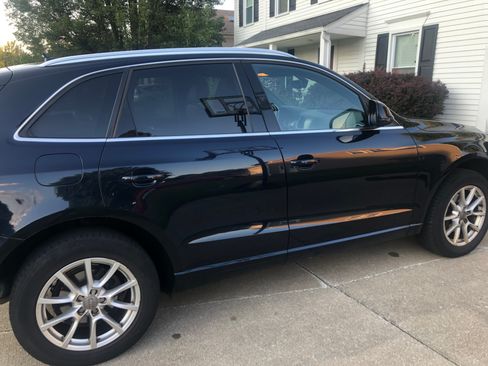 Used 2011 Audi Q5 2.0T Premium AWD/4WD image 2