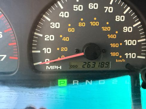 Used 2000 Toyota 4Runner 2WD image 12