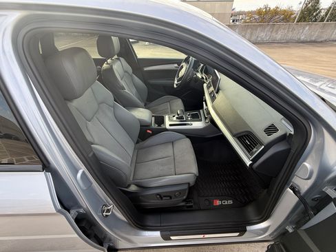 Used 2019 Audi SQ5 Prestige image 6