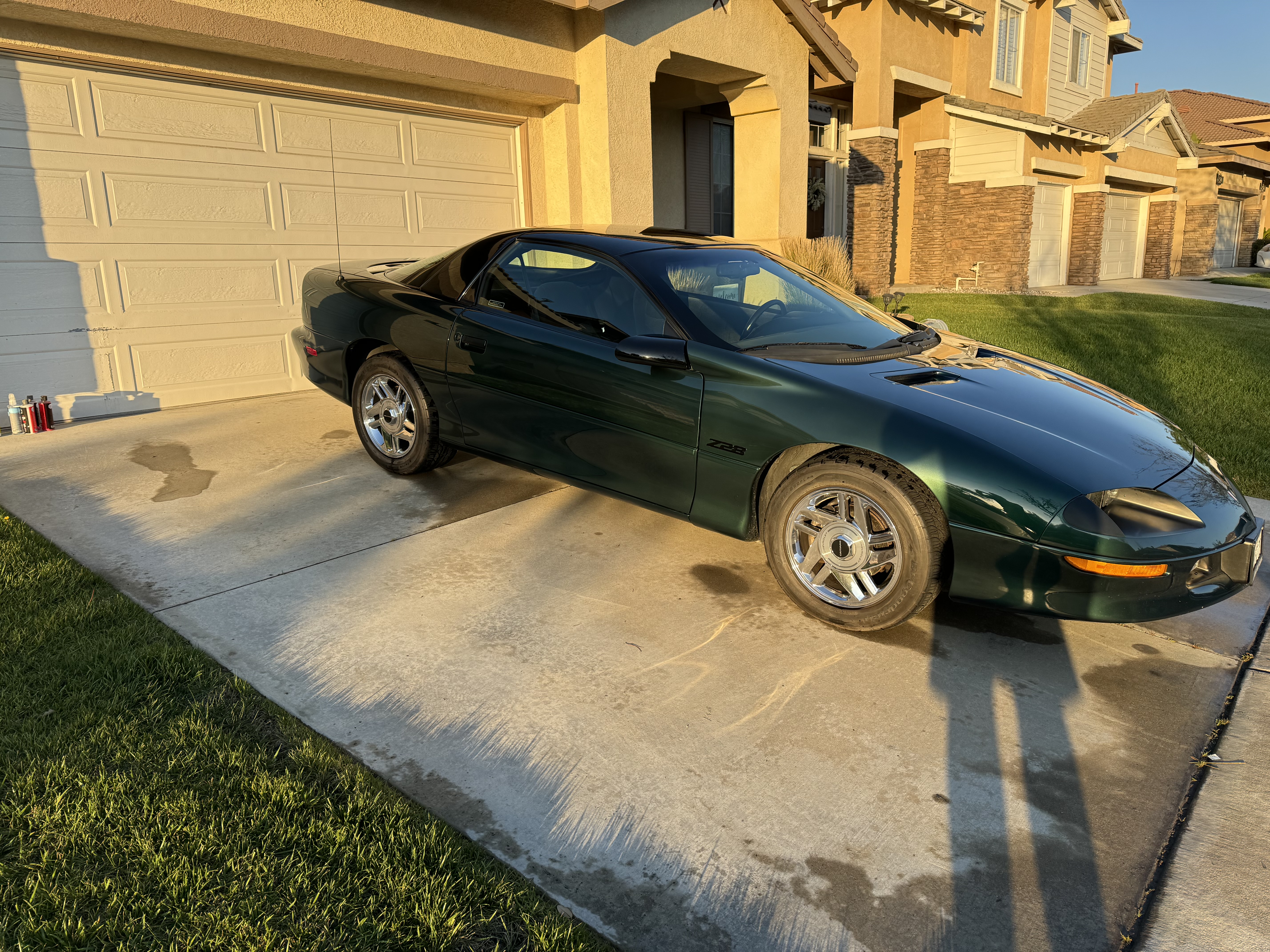 Used 1996 Chevrolet Camaro Z28 RWD image 5