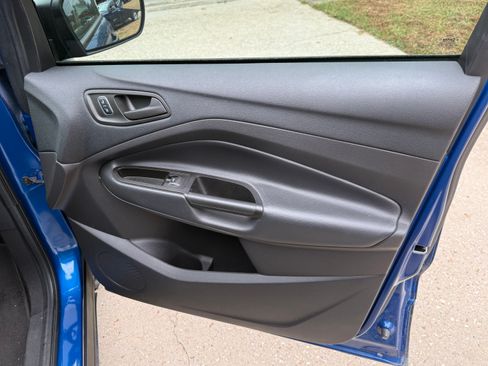 Used 2018 Ford Escape S FWD image 12