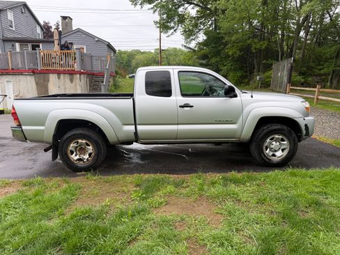 Used 2008 Toyota Tacoma 4x4 Access Cab V6 image 16
