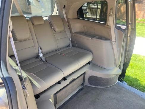 Used 2012 Honda Odyssey EX-L image 9
