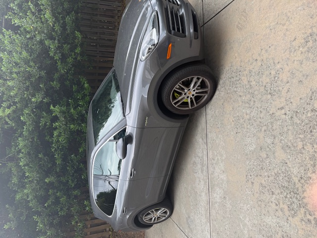 Used 2020 Porsche Cayenne E-Hybrid AWD/4WD image 2