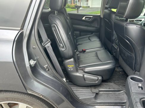 Used 2014 Nissan Pathfinder Platinum w/ Platinum Premium Package AWD/4WD image 6
