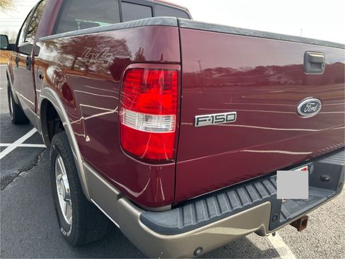 Used 2004 Ford F150 Lariat image 13