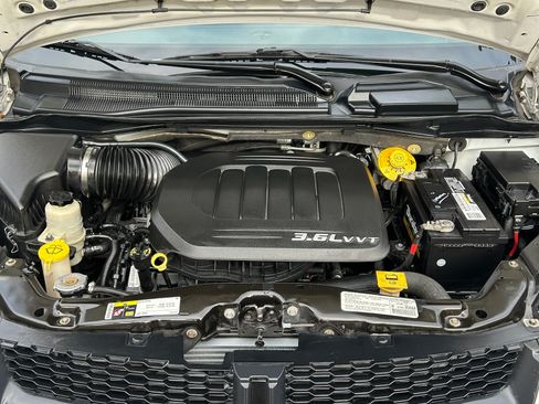 Used 2014 RAM C/V Tradesman w/ UConnect Hands-Free Group image 10