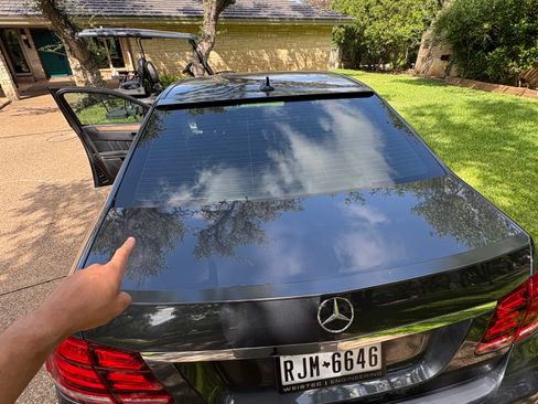 Used 2014 Mercedes-Benz E 550 4MATIC Sedan image 17