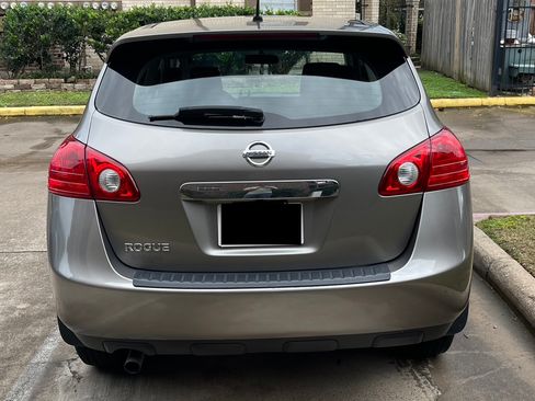 Used 2011 Nissan Rogue S image 12