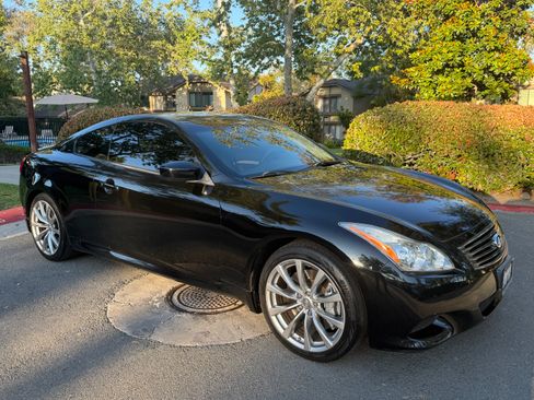 Used 2009 INFINITI G37 Sport w/ Premium Pkg RWD image 9