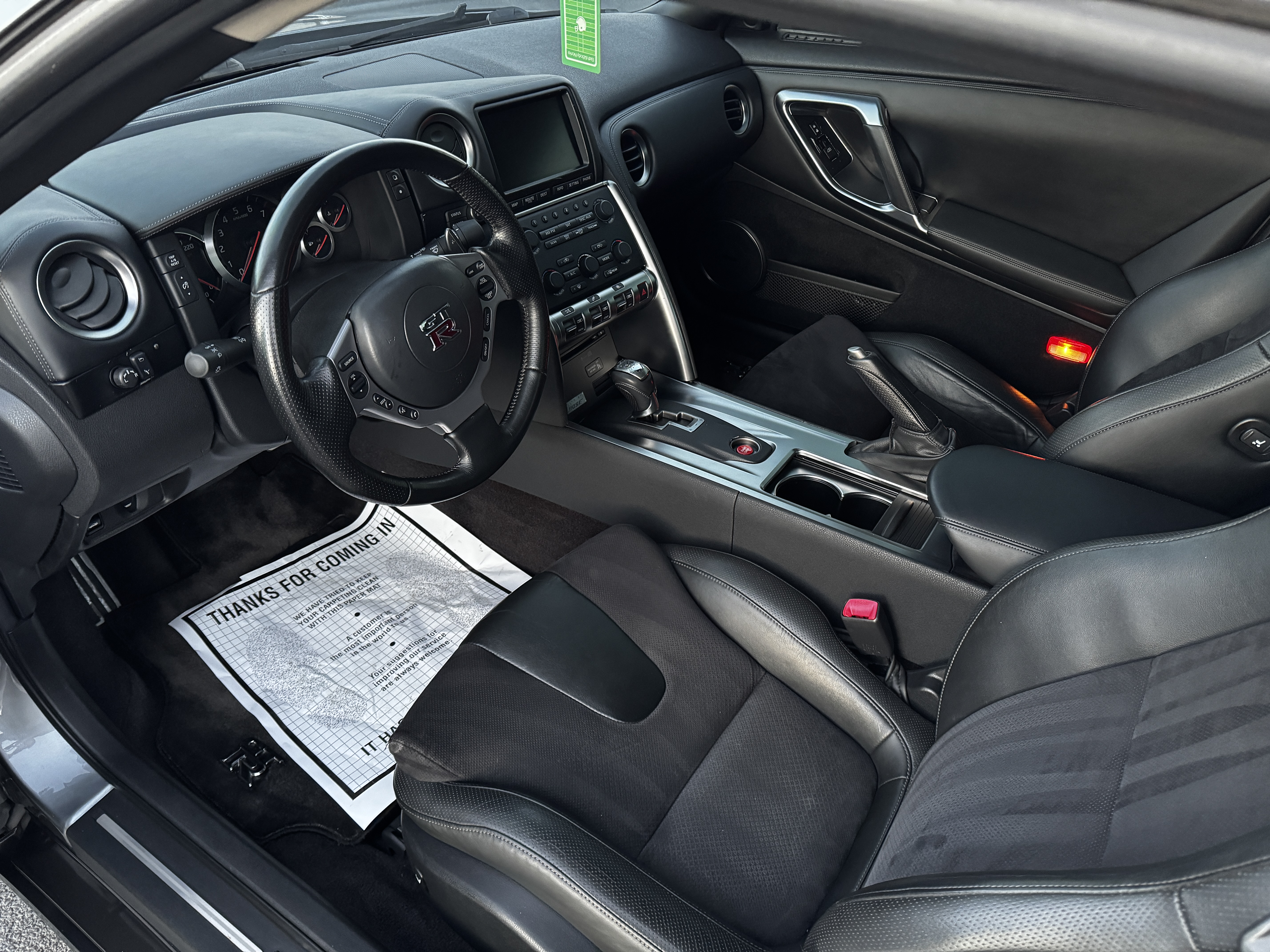 Used 2010 Nissan GT-R Premium AWD/4WD image 6