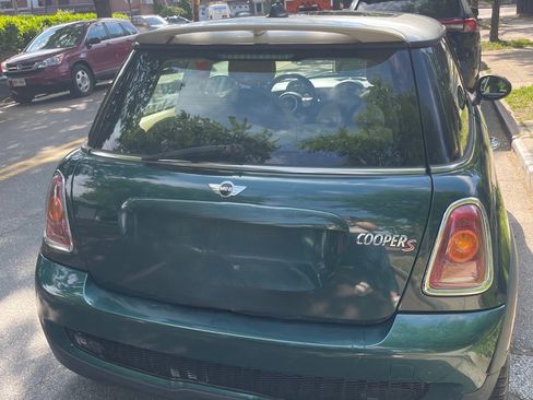 Used 2010 MINI Cooper S FWD image 5