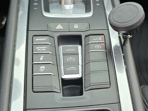 Used 2013 Porsche 911 Carrera S image 19