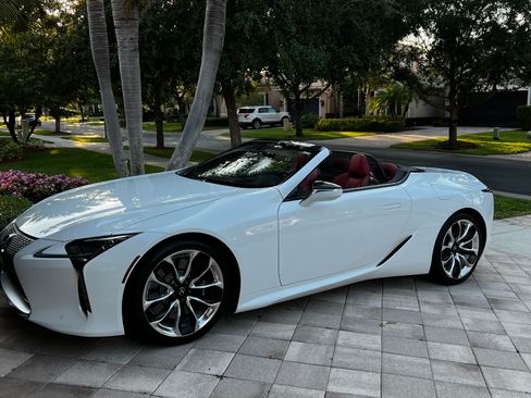 Used 2021 Lexus LC 500 Convertible w/ Touring Package image 9