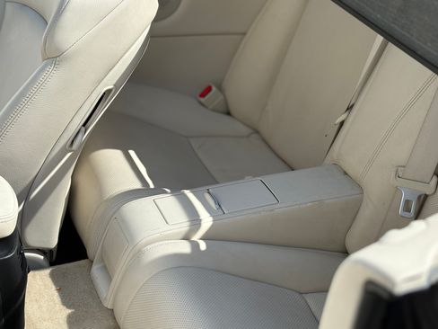 Used 2010 Lexus IS 350C image 5