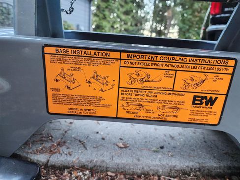 Used 2021 Chevrolet Silverado 3500 LTZ w/ LTZ Convenience Package image 28