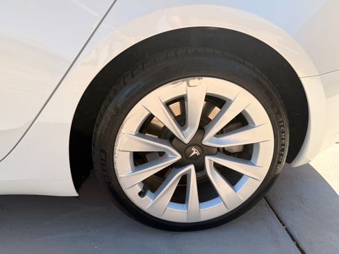 Used 2023 Tesla Model 3 Standard Range RWD image 15