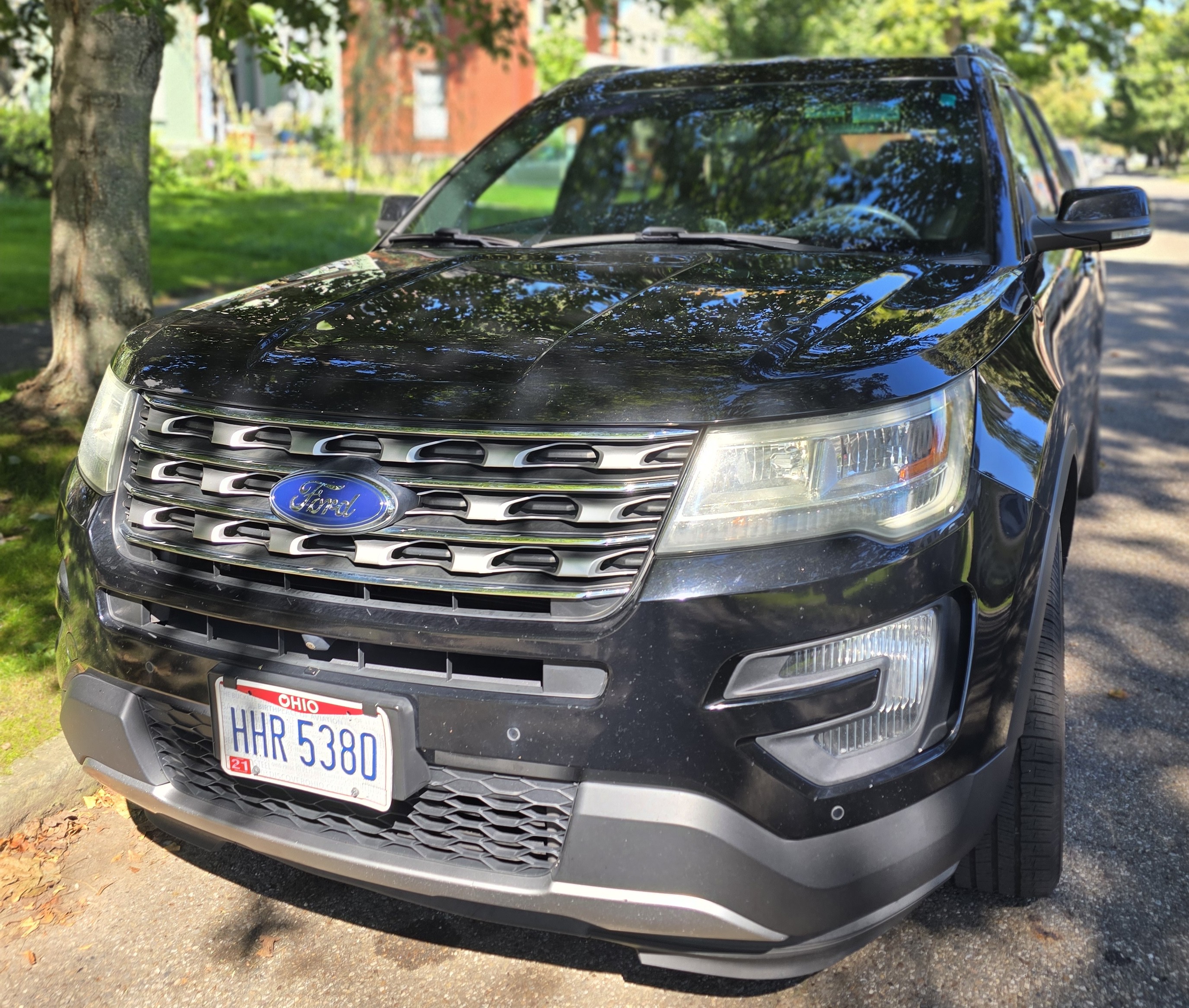 Used 2016 Ford Explorer Limited AWD/4WD image 1