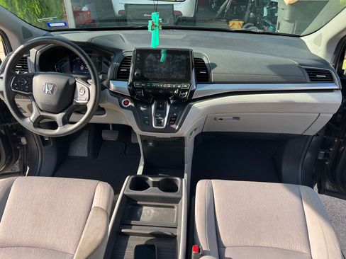 Used 2019 Honda Odyssey EX image 11