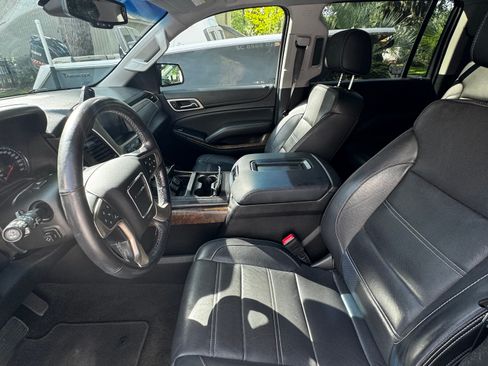 Used 2018 GMC Yukon XL Denali w/ Denali Ultimate Package RWD image 10