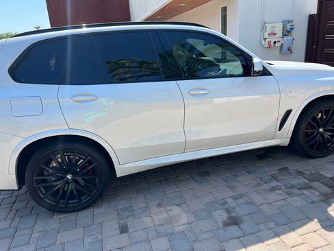 Used 2021 BMW X5 M50i AWD/4WD image 2