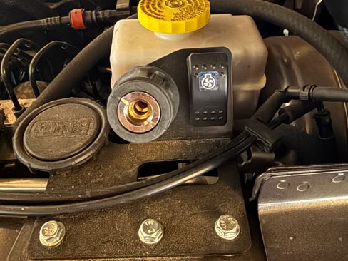 Used 2024 Jeep Wrangler Unlimited Rubicon w/ Safety Group image 14