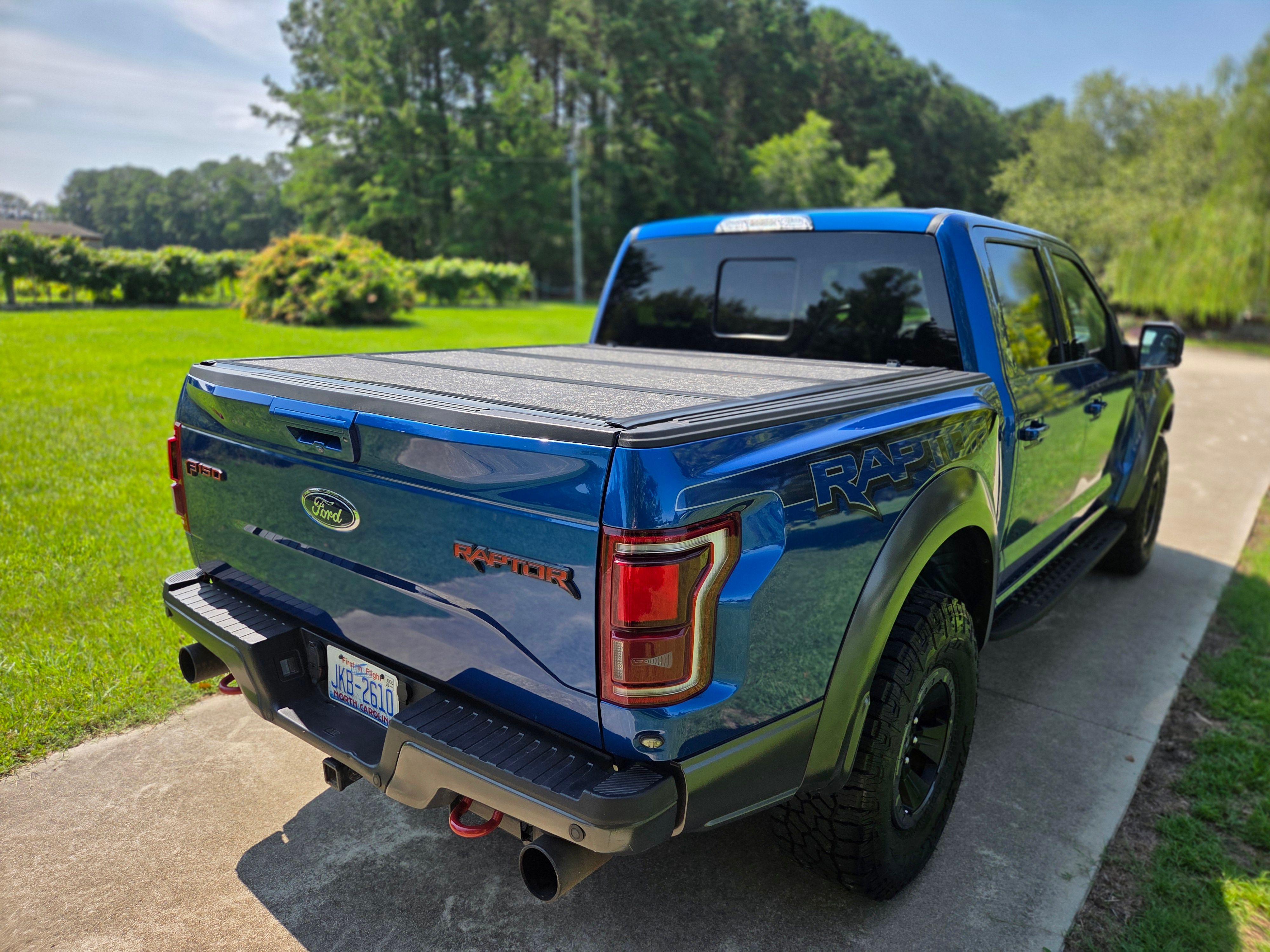 Used 2017 Ford F150 Raptor w/ Equipment Group 802A Luxury AWD/4WD image 10
