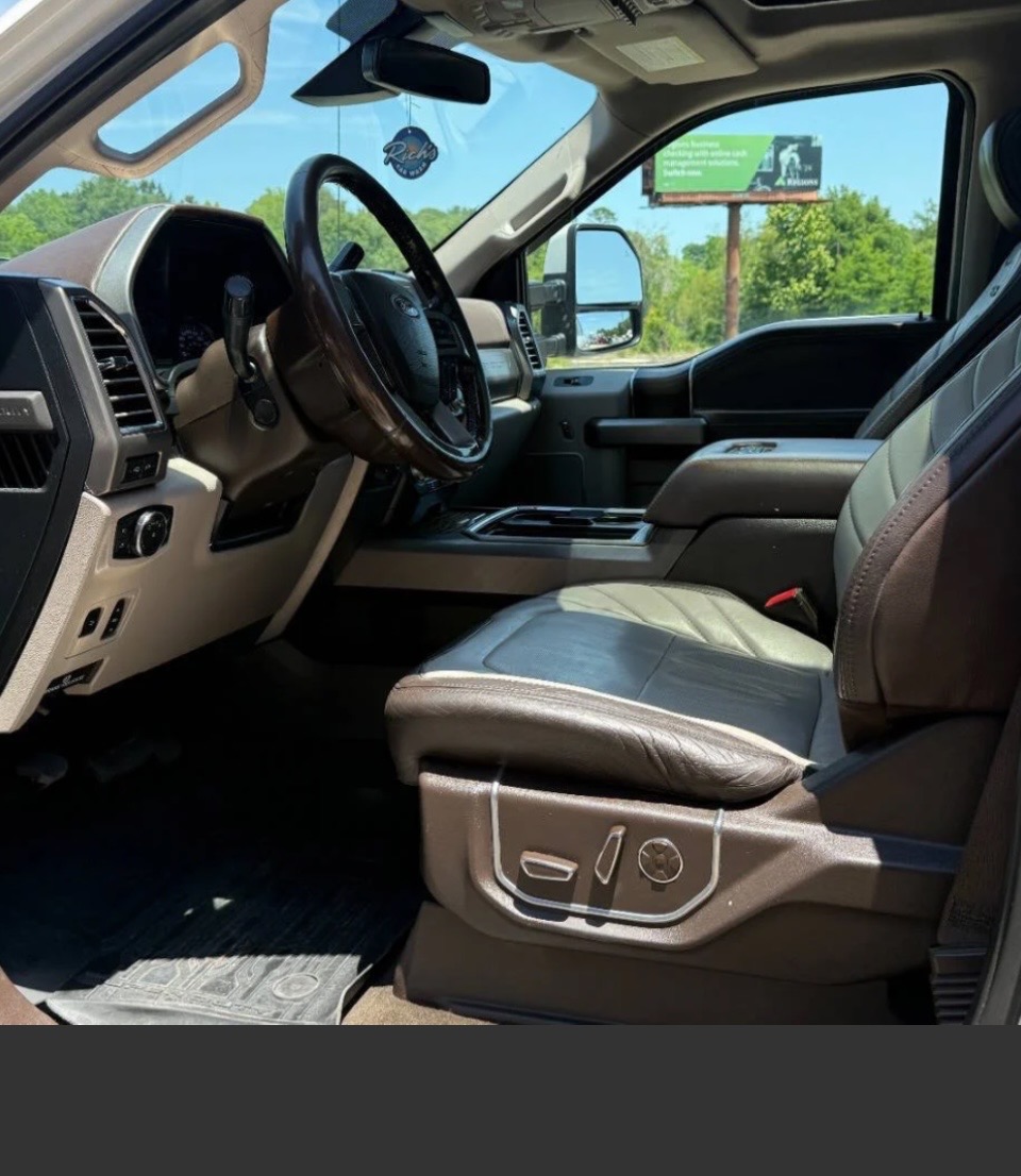 Used 2018 Ford F350 Limited w/ FX4 4x4 Off Road Package image 13