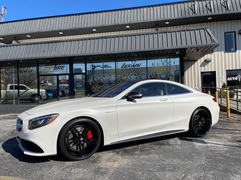 Used 2015 Mercedes-Benz S 63 AMG 4MATIC Coupe image 15