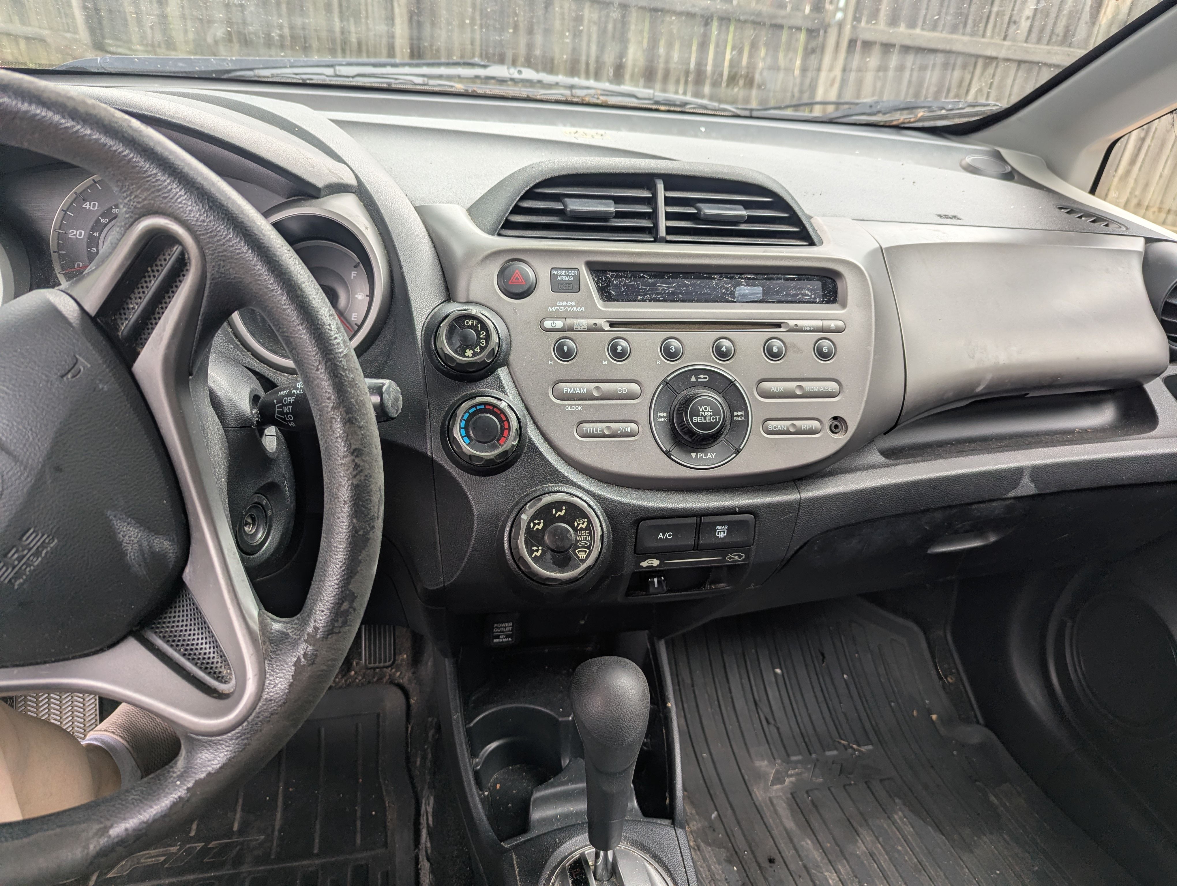 Used 2009 Honda Fit image 9