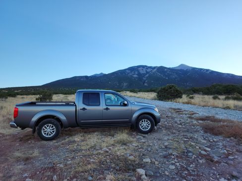 Used 2017 Nissan Frontier SV w/ SV Value Truck Package image 5