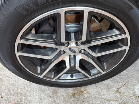 Used 2017 Ford Explorer Sport image 18