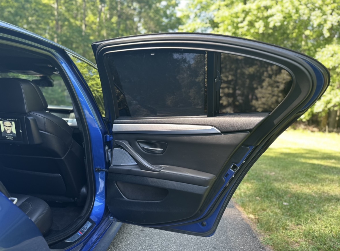 Used 2013 BMW M5 RWD image 24