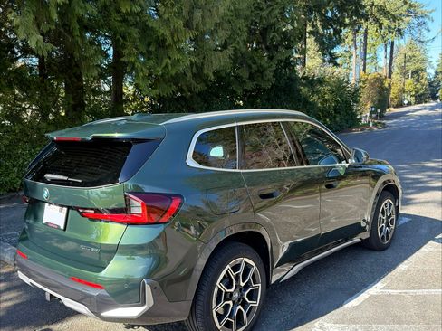 Used 2025 BMW X1 xDrive28i w/ Technology Package image 8