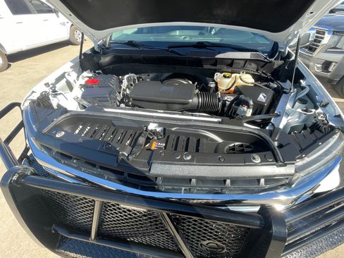 Used 2020 Chevrolet Silverado 1500 LT w/ Convenience Package image 17