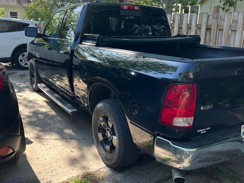 Used 2014 RAM 1500 Classic SLT w/ Protection Group AWD/4WD image 9