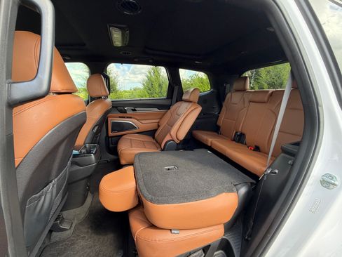 Used 2024 Kia Telluride SX X-Pro AWD/4WD image 15
