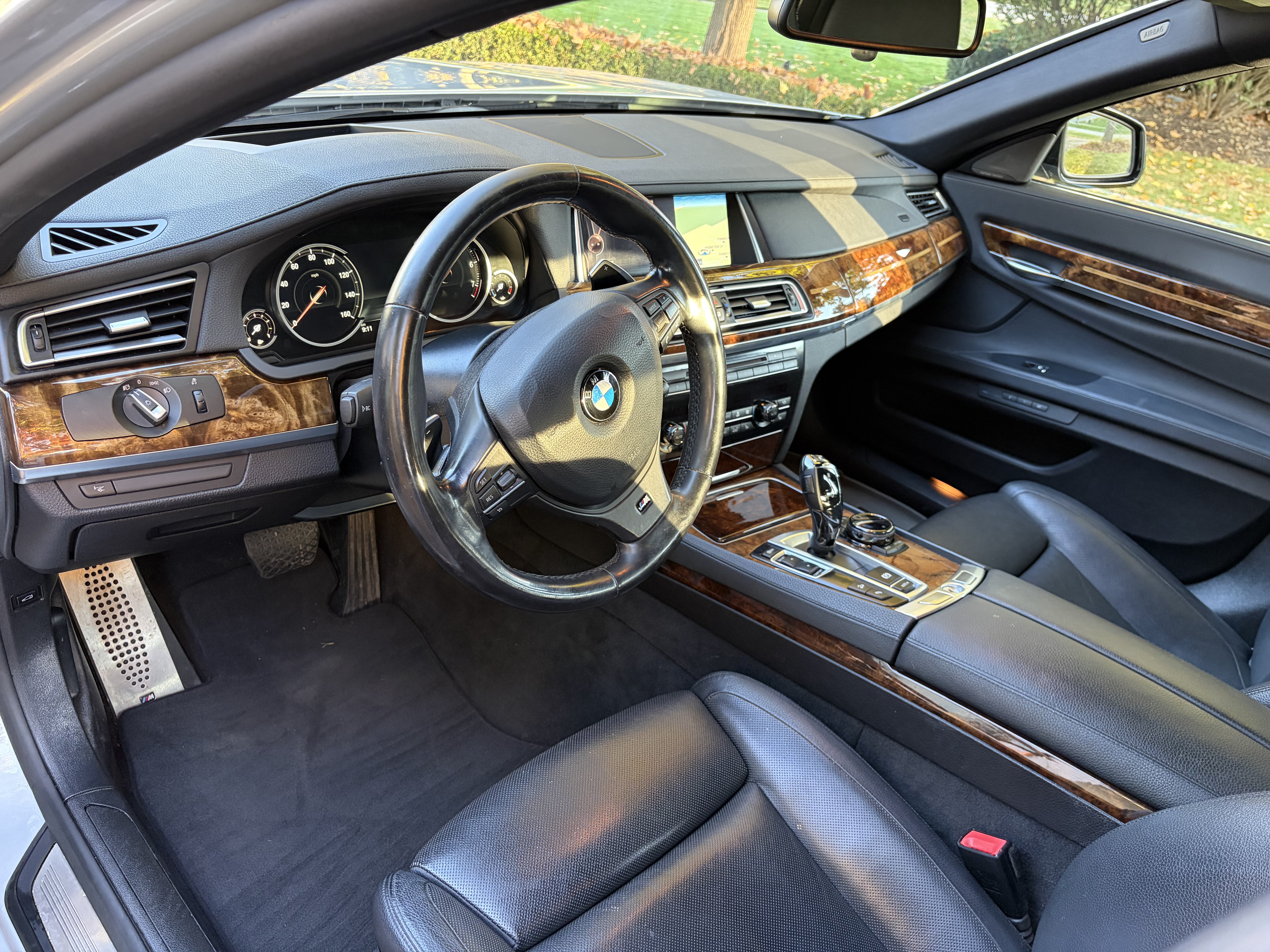 Used 2015 BMW 740Li xDrive AWD/4WD image 8