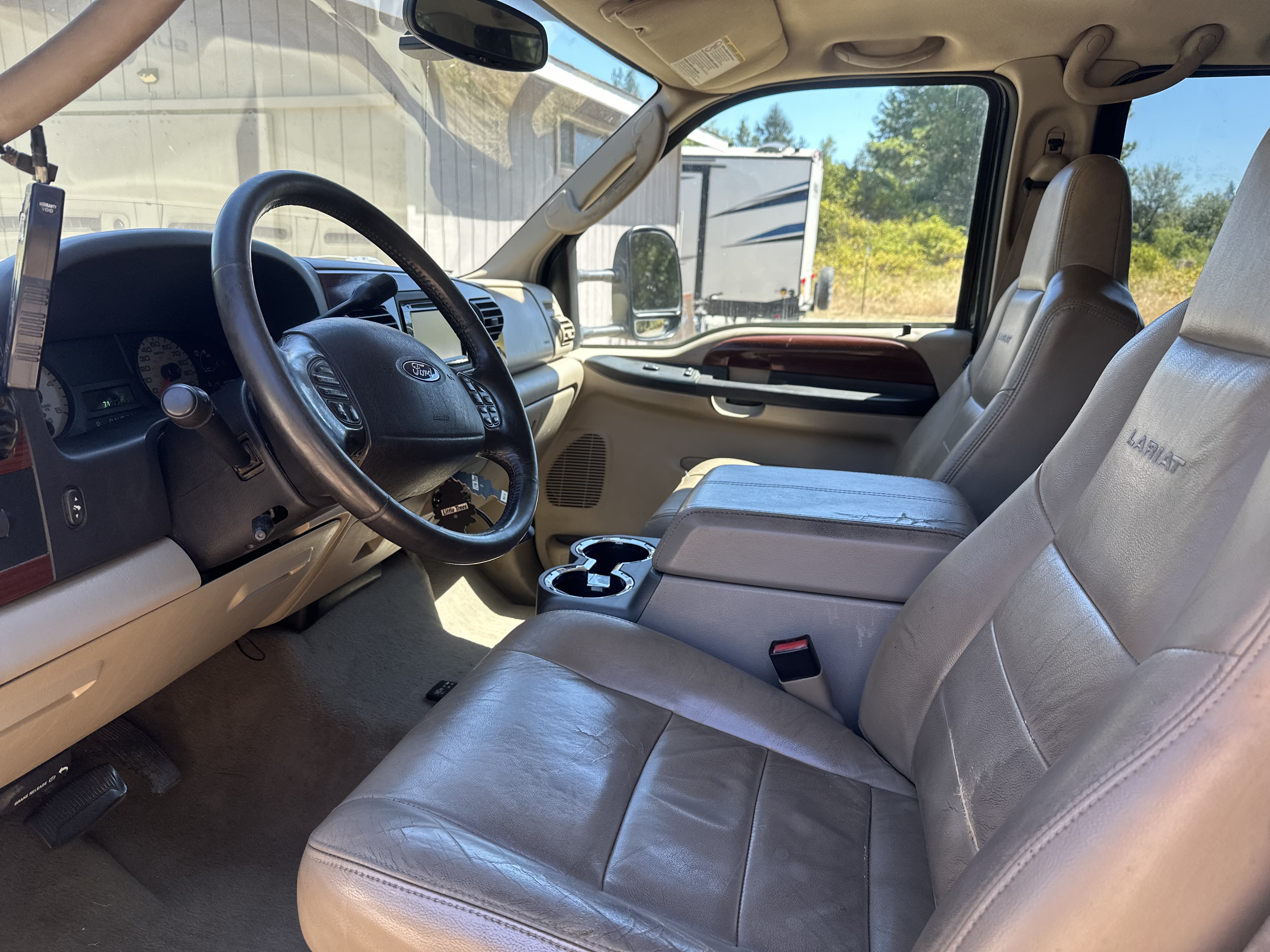 Used 2005 Ford F350 Lariat AWD/4WD image 15