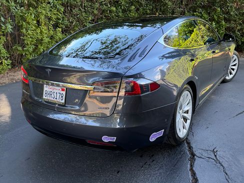 Used 2018 Tesla Model S 100D AWD/4WD image 6